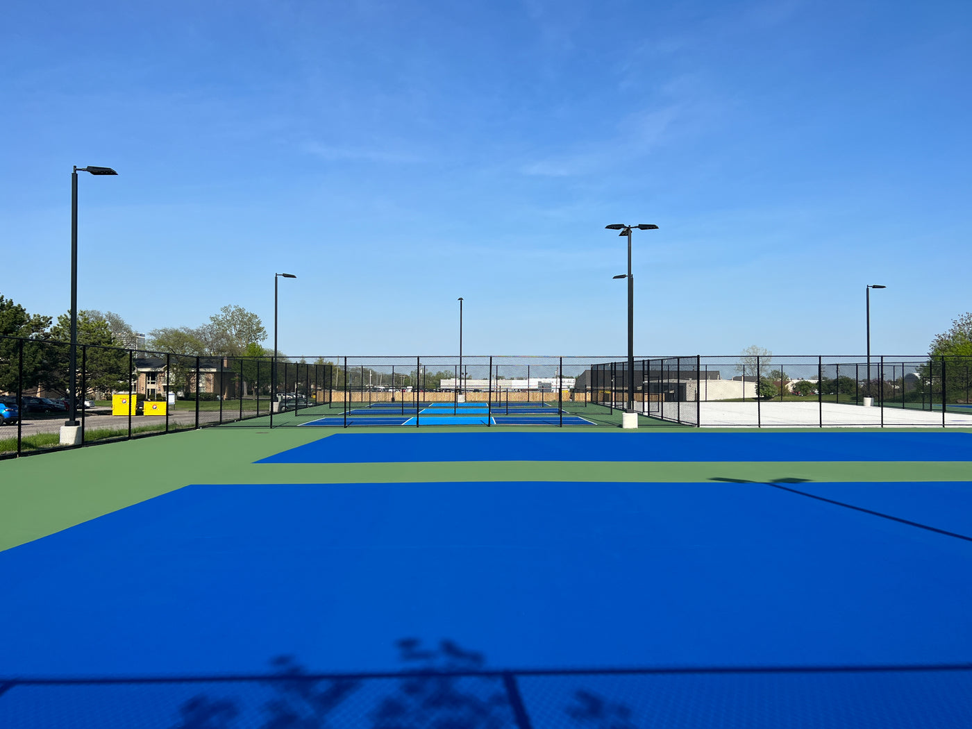 Somerset Park Apartments' Tennis Courts | Troy, Michigan