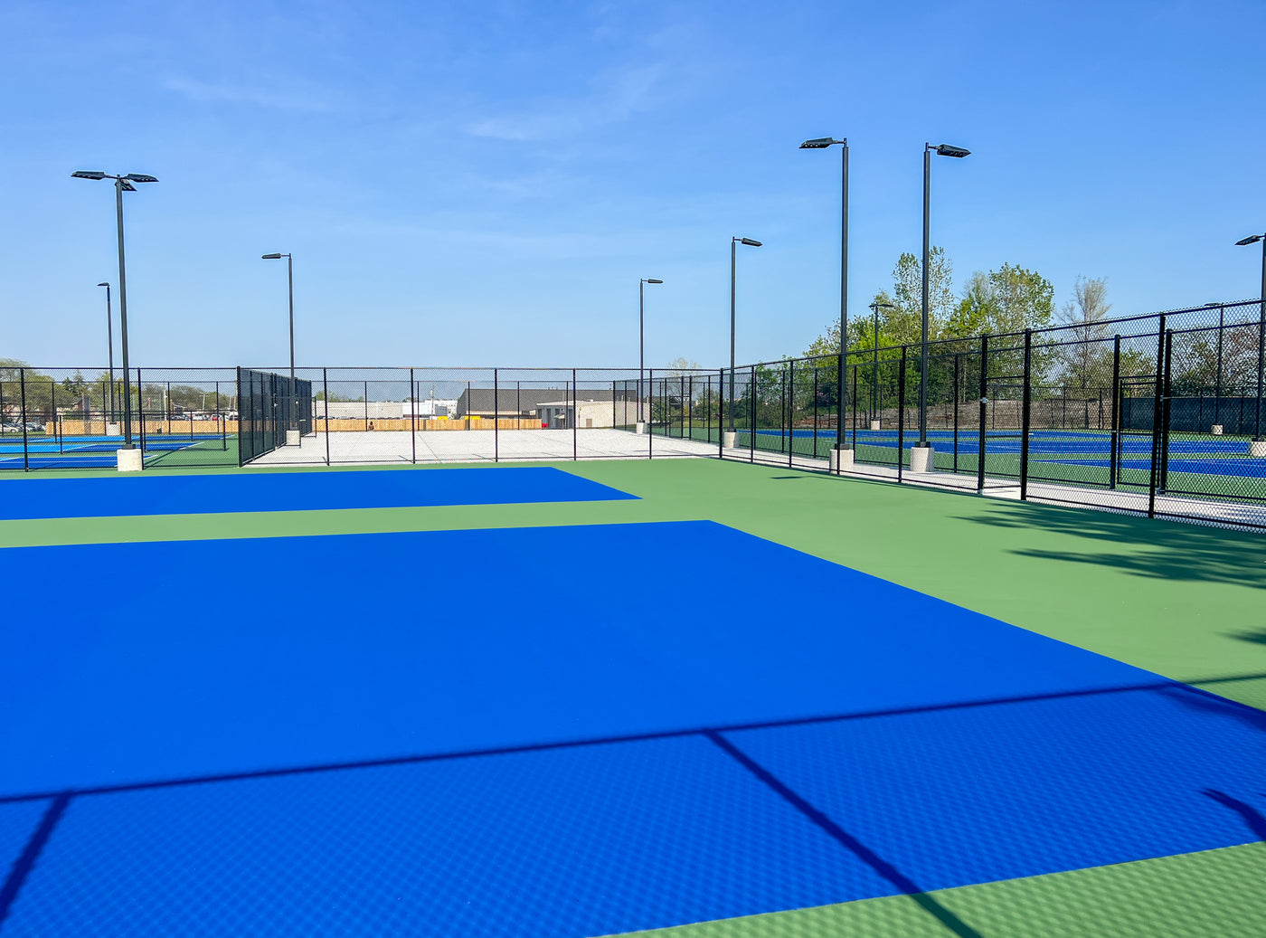 Somerset Park Apartments' Tennis Courts | Troy, Michigan