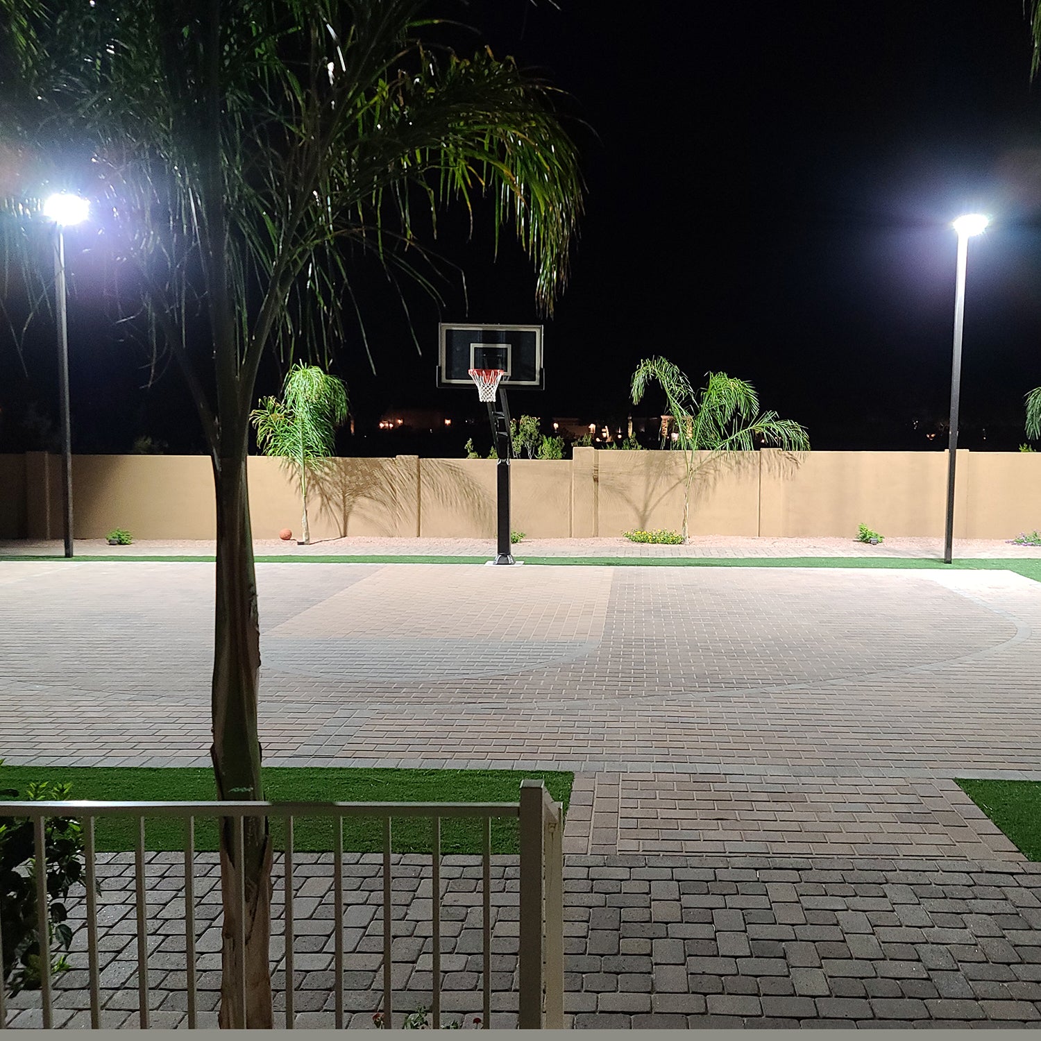 Led Light Square Court LED Light Fixture + Light Pole System for Residential Sports Court ...