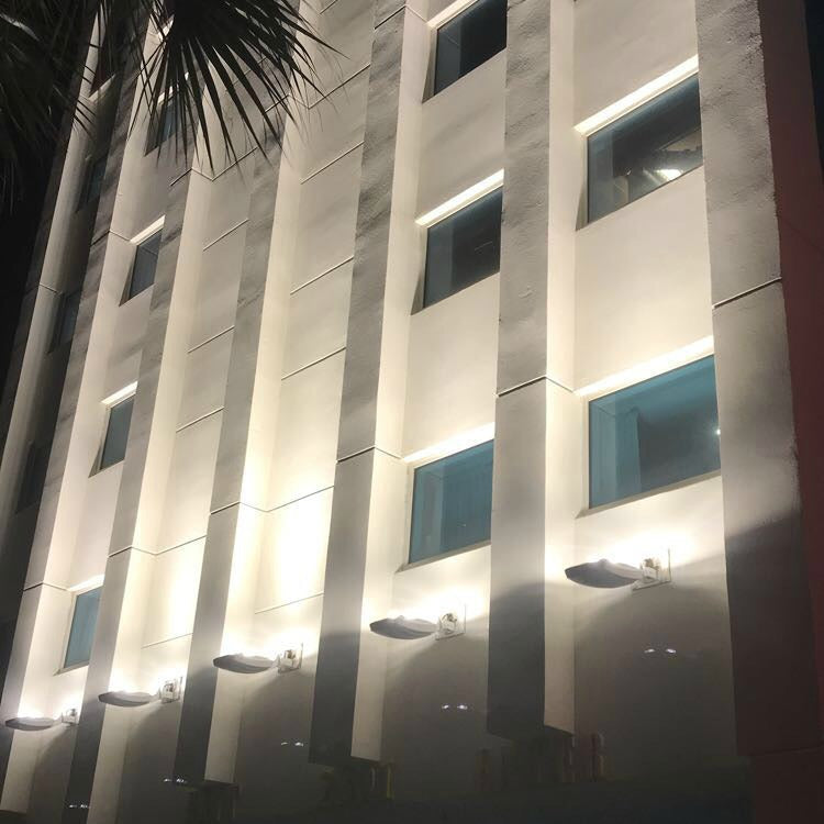Red Sail Development Upgrades Hotel Uplighting to LED Fixtures ...