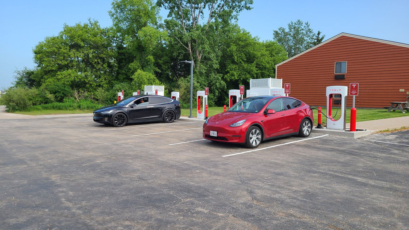 Electric Vehicle Charging Station Lighting feat. WiLL's NTX | Sturgeon Bay, Wisconsin